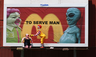 serving-man-billboard-photo